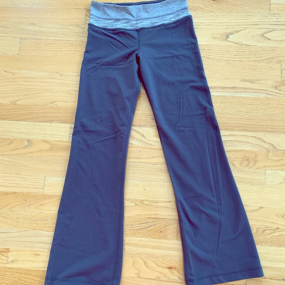 Lululemon groove pants